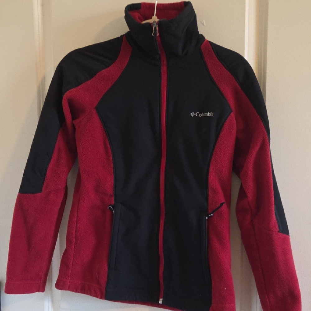 Columbia Women's Black and Red Ski Jacket